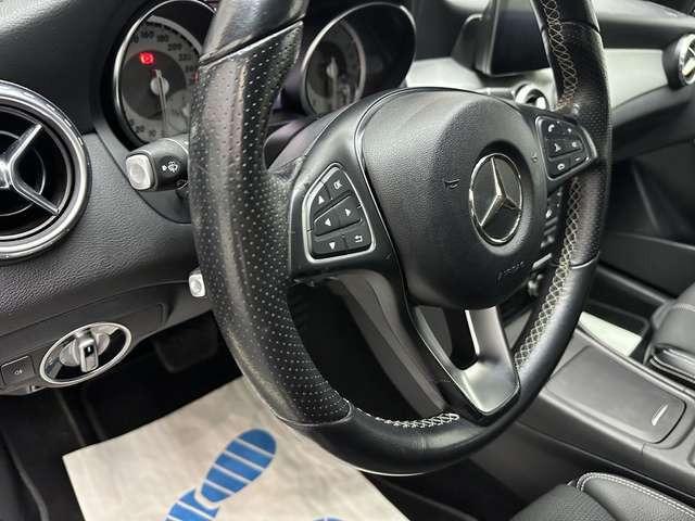 Mercedes-Benz GLA 200 Score 