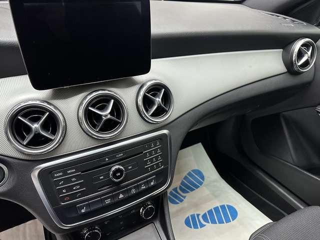 Mercedes-Benz GLA 200 Score 