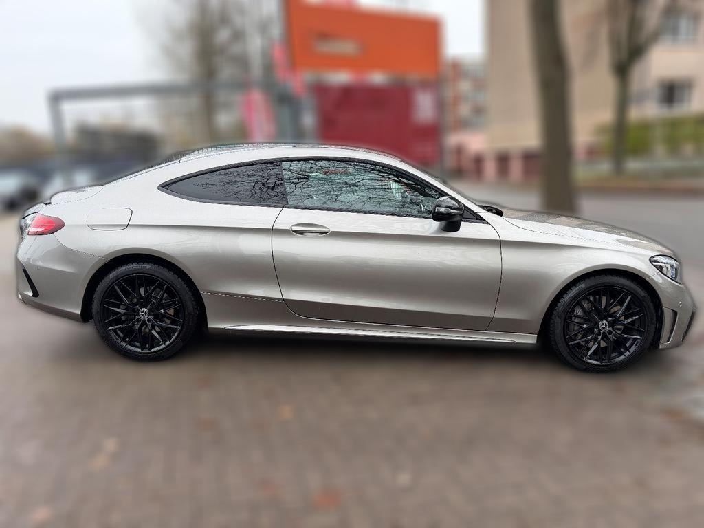 Mercedes-Benz C 300 Coupe AMG Line*ACC*LEDER*LED*KAMERA*SHZ