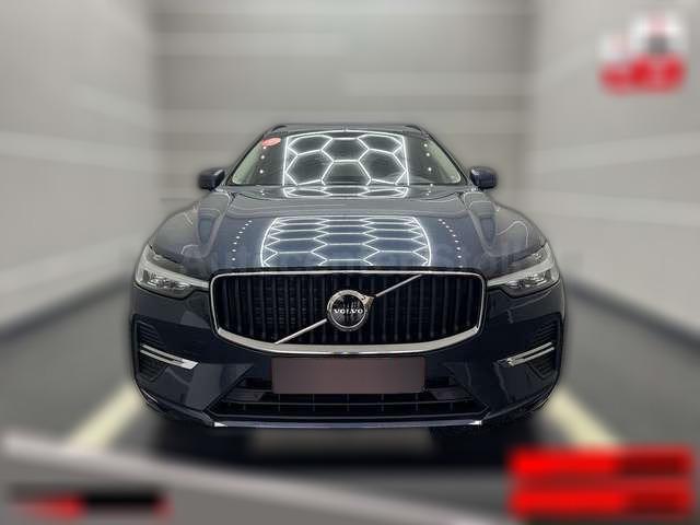 Volvo XC60 Momentum Pro AWD 