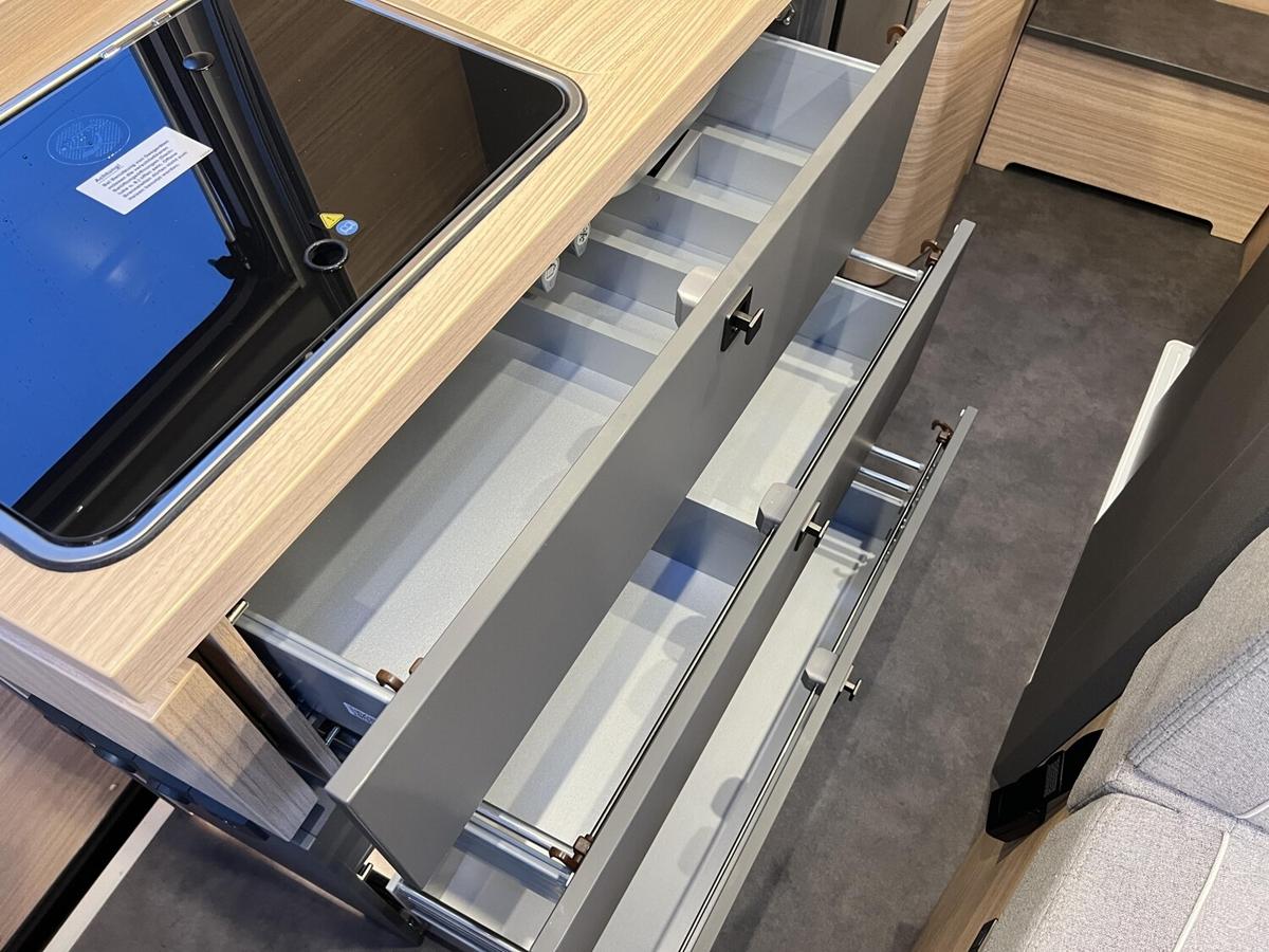 Malibu Van diversity 640 LE K MJ26+180PS+ACC+Kamera