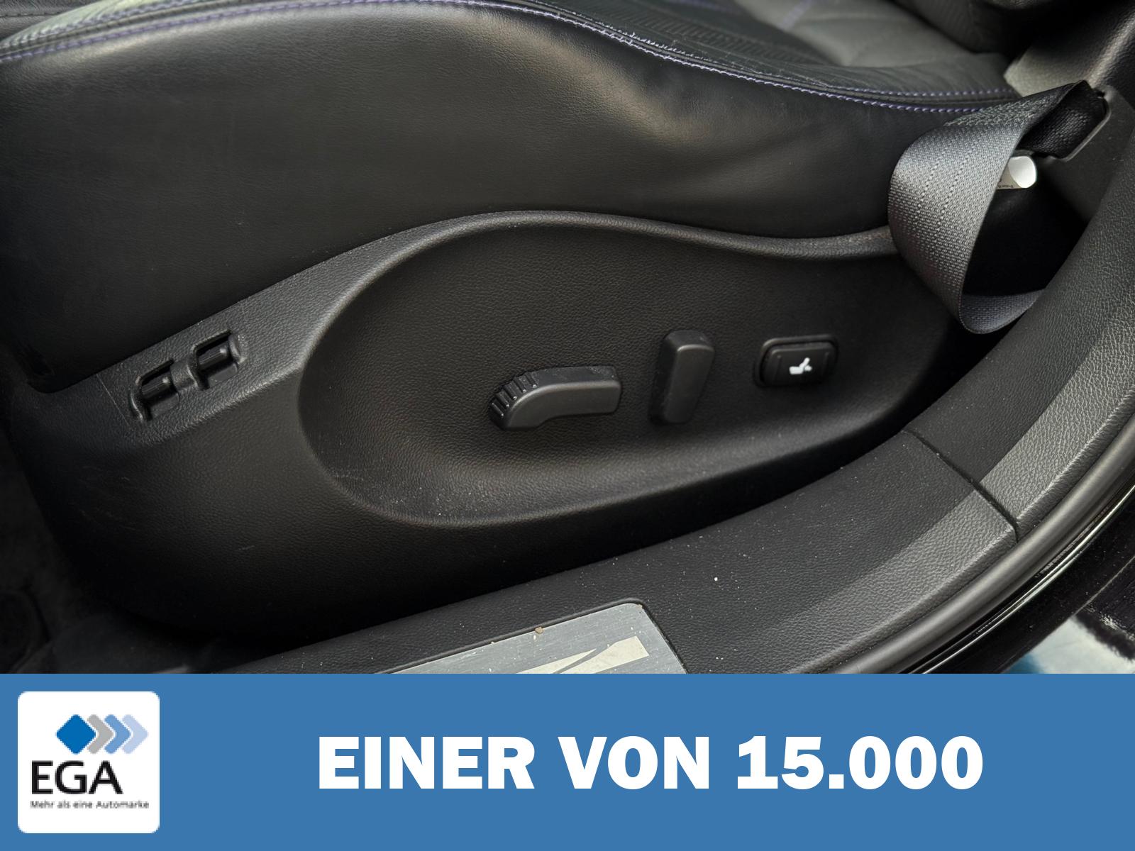 Infiniti QX70 3.7 V6 Navi*SHZ*AHK