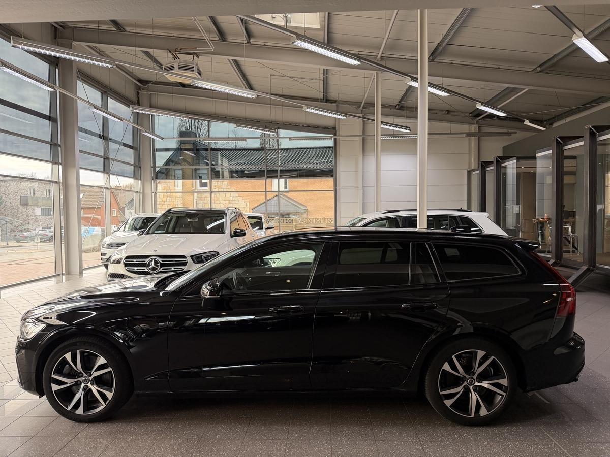 Volvo V60 T6 Twin Engine AWD R-Design LED Pano. H&K AHK