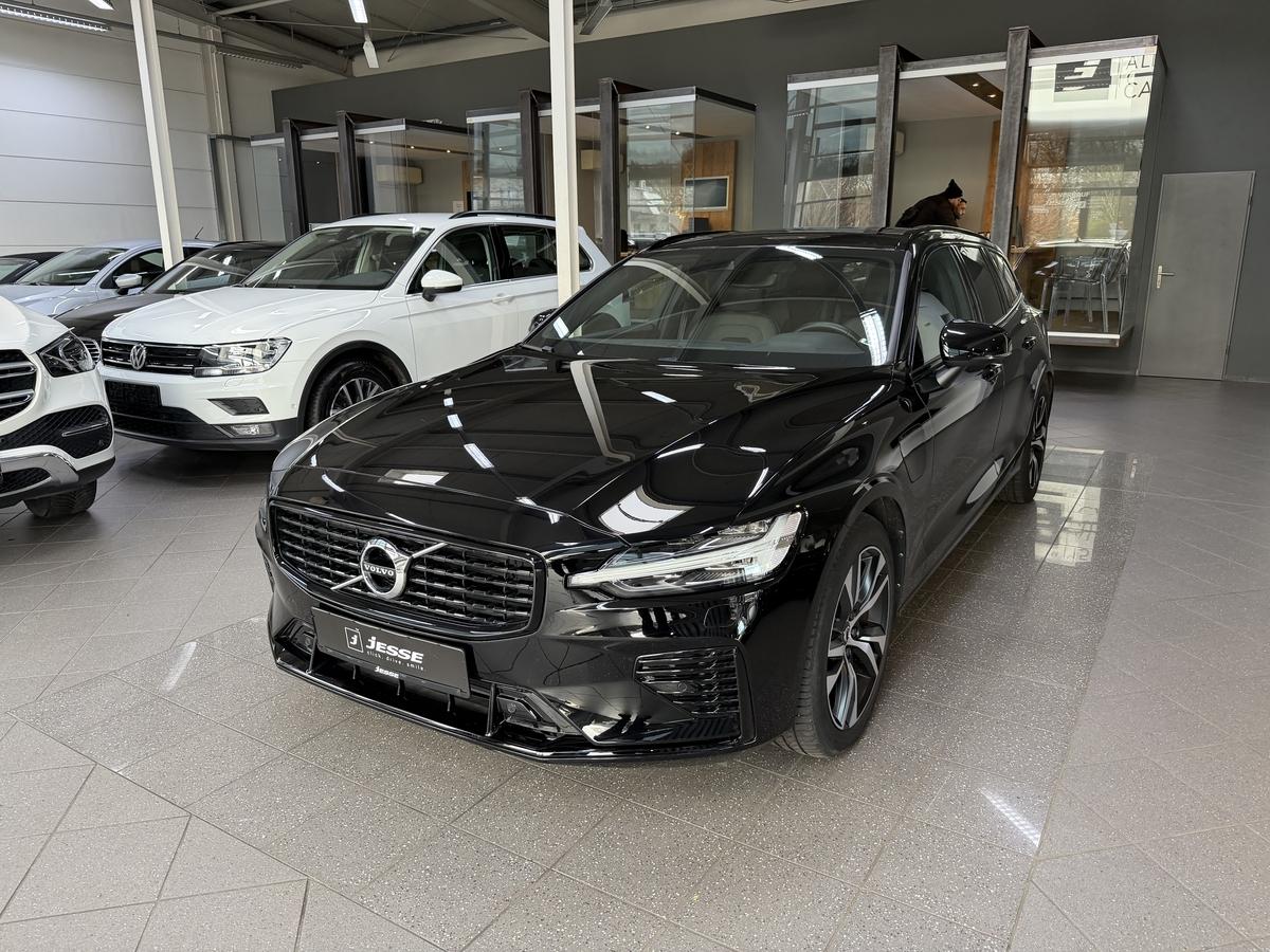 Volvo V60 T6 Twin Engine AWD R-Design LED Pano. H&K AHK