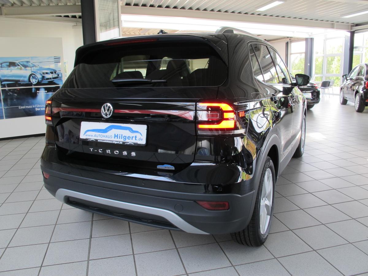 Volkswagen T-Cross 1,0 TSI Style DSG Navi ACC LED SHZ Alu17