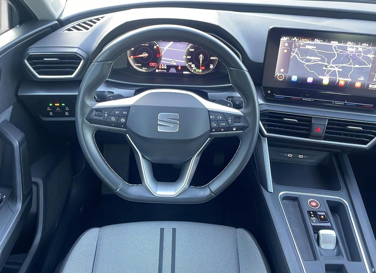 Seat Leon Sportstourer 2.0 TDI *LED *Temp *AHZV *SHZ*