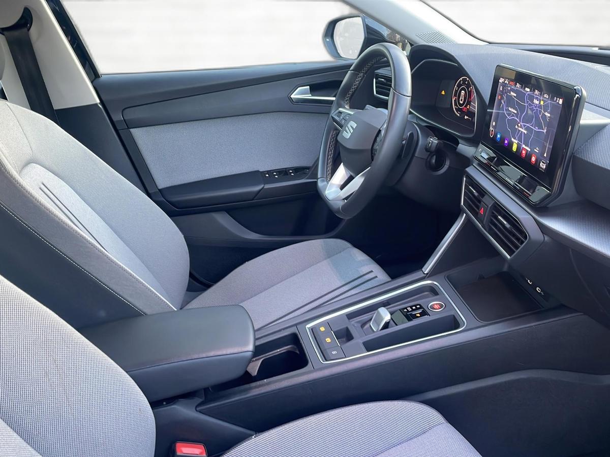 Seat Leon Sportstourer 2.0 TDI *LED *Temp *AHZV *SHZ*