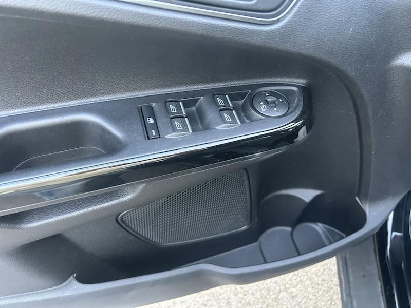 Ford B-Max 1.6 TITANIUM AUTOMATIK KLIMA*SHZG*BTH*NAVI*ALU*PDC