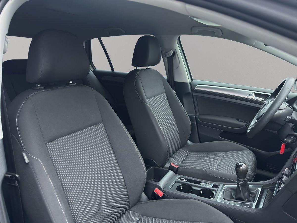 Volkswagen Golf VII AHK/PDC/15-Zoll-LM/Tempomat/BT