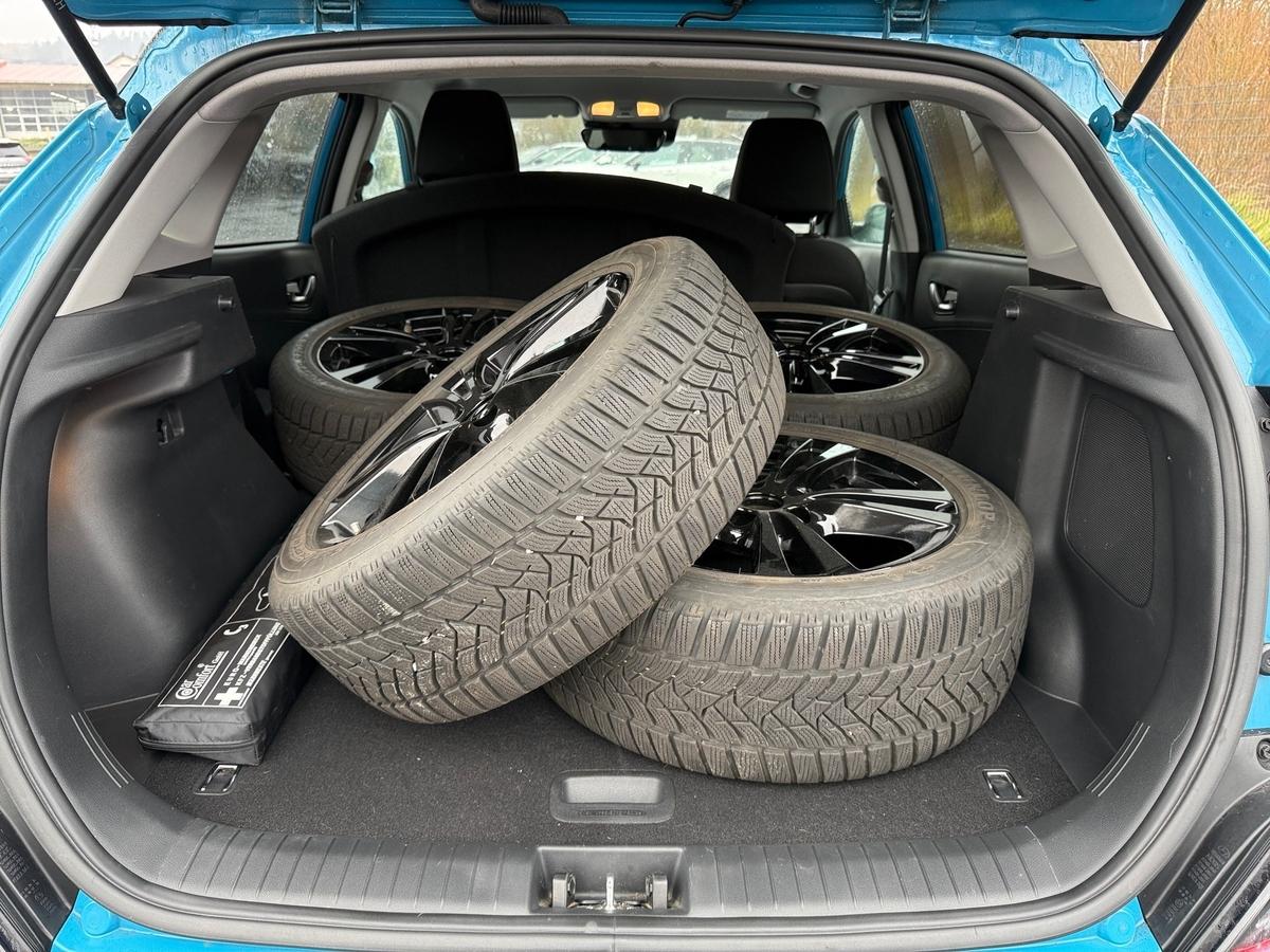 Hyundai KONA Elektro Prime 64kwh LED Navi Krell Wärmepumpe