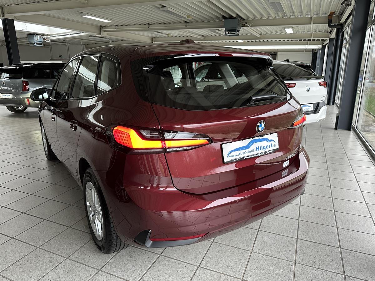 BMW 220 Active TourerAHK el Sitz Navi. LED Kamera PDC 