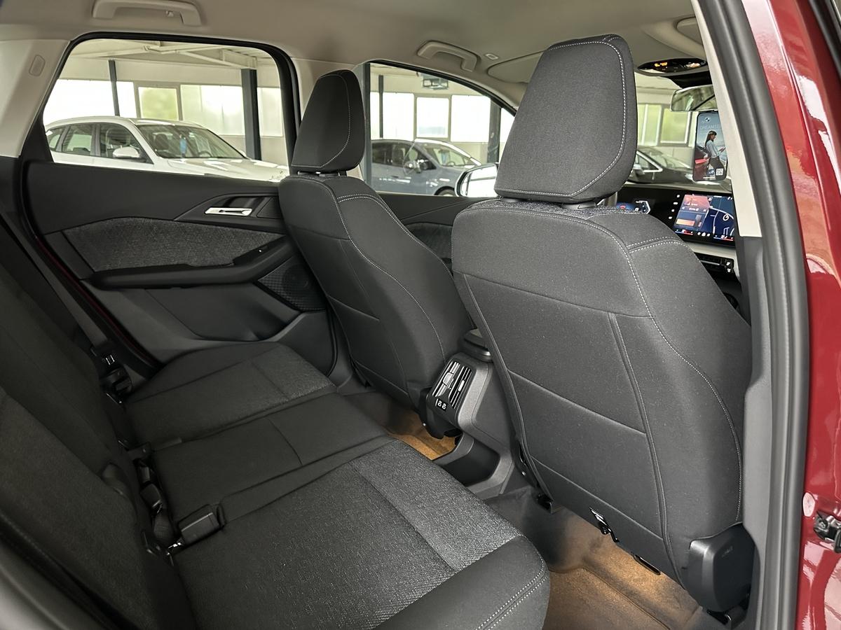 BMW 220 Active TourerAHK el Sitz Navi. LED Kamera PDC 