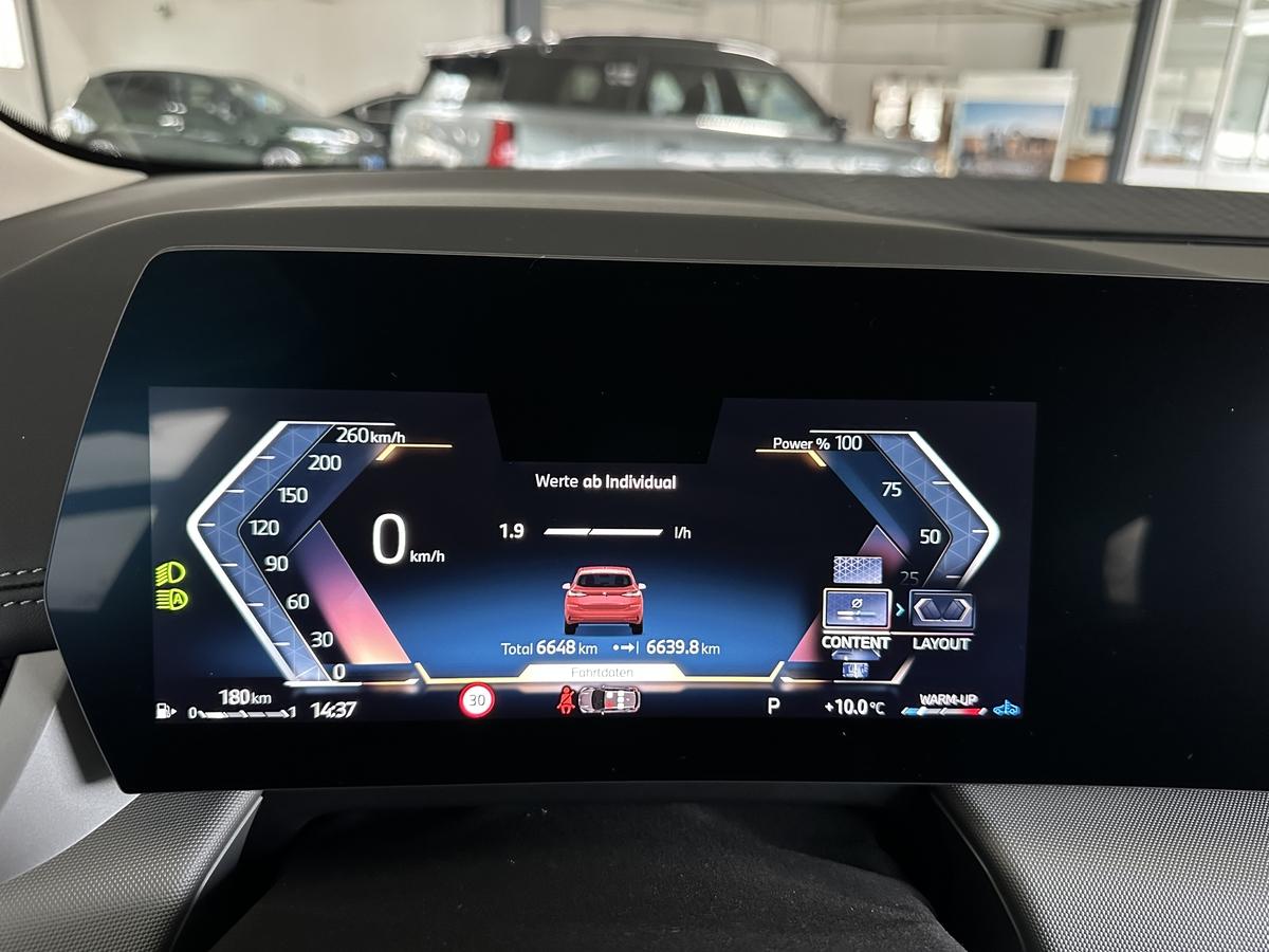 BMW 220 Active TourerAHK el Sitz Navi. LED Kamera PDC 