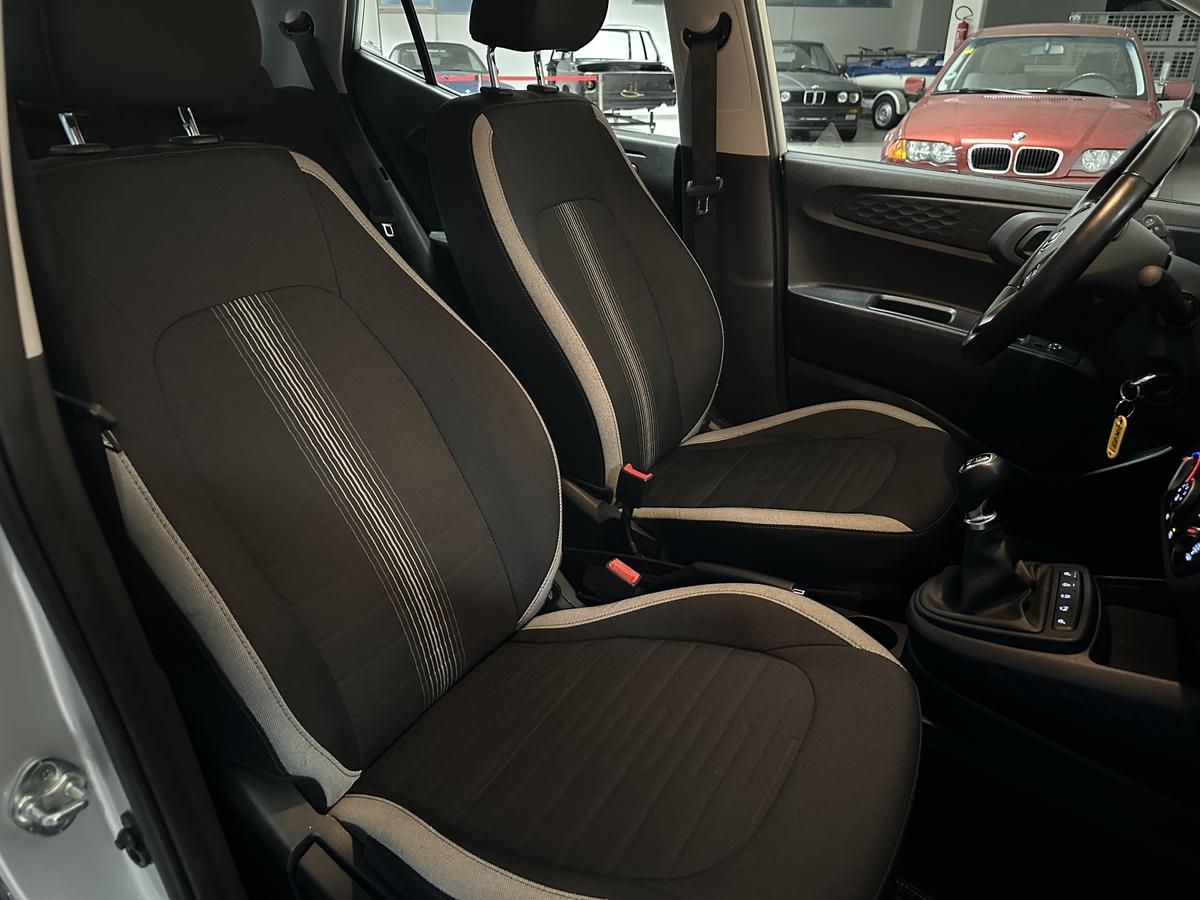 Hyundai i10 1.0 Trend MPI Allwettereifen PDC Sitzhz. Lenkradhz.