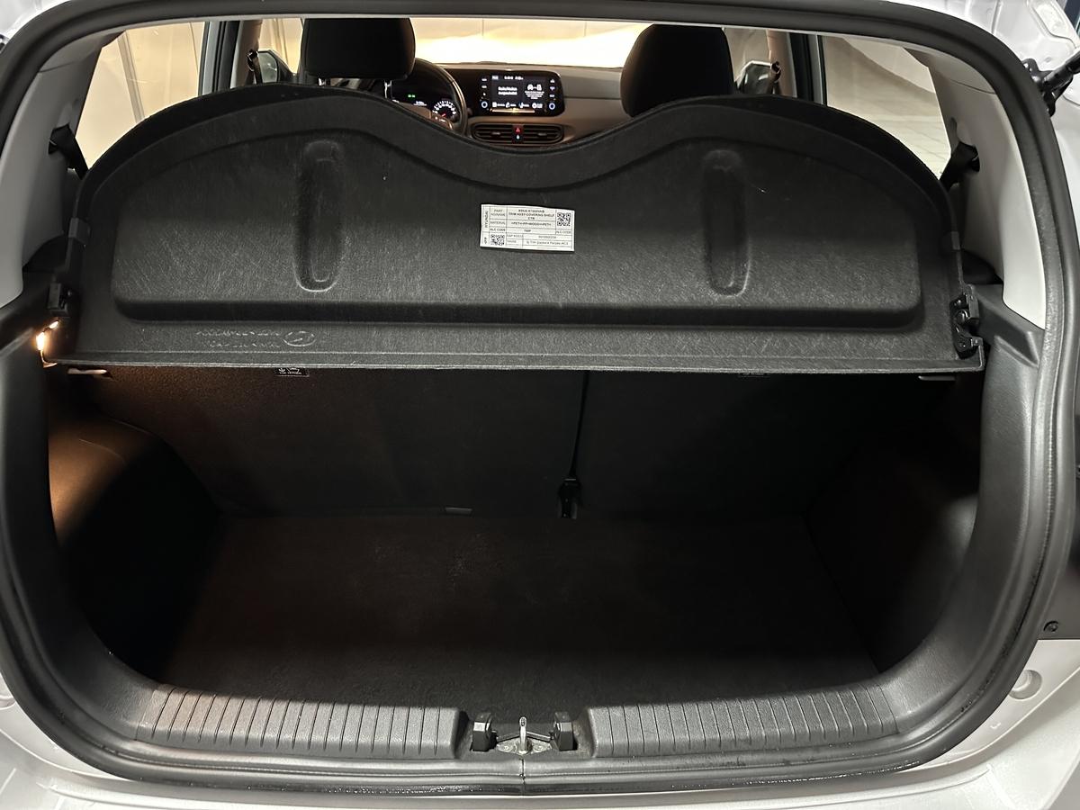 Hyundai i10 1.0 Trend MPI Allwettereifen PDC Sitzhz. Lenkradhz.