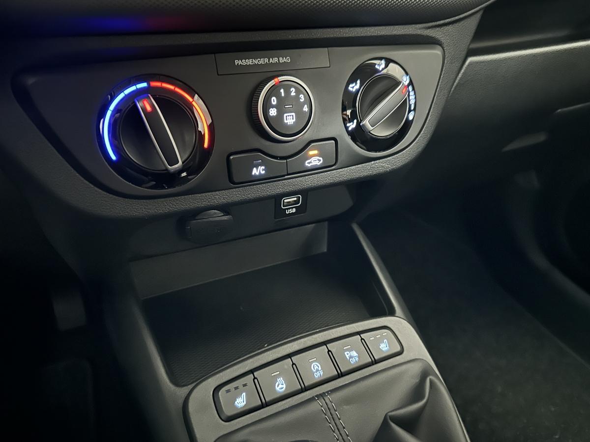 Hyundai i10 1.0 Trend MPI Allwettereifen PDC Sitzhz. Lenkradhz.