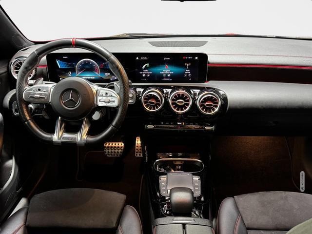 Mercedes-Benz CLA Shooting Brake CLA Shooting Brake 35 AMG 4Matic NiPa AHK Nav...