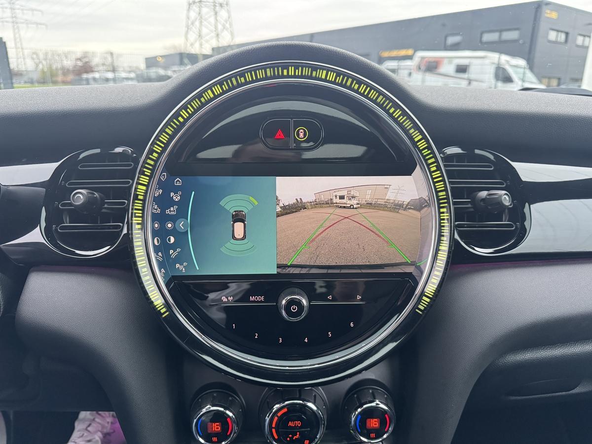 MINI Cooper Camden+LED+Leder+Pano+Kamera