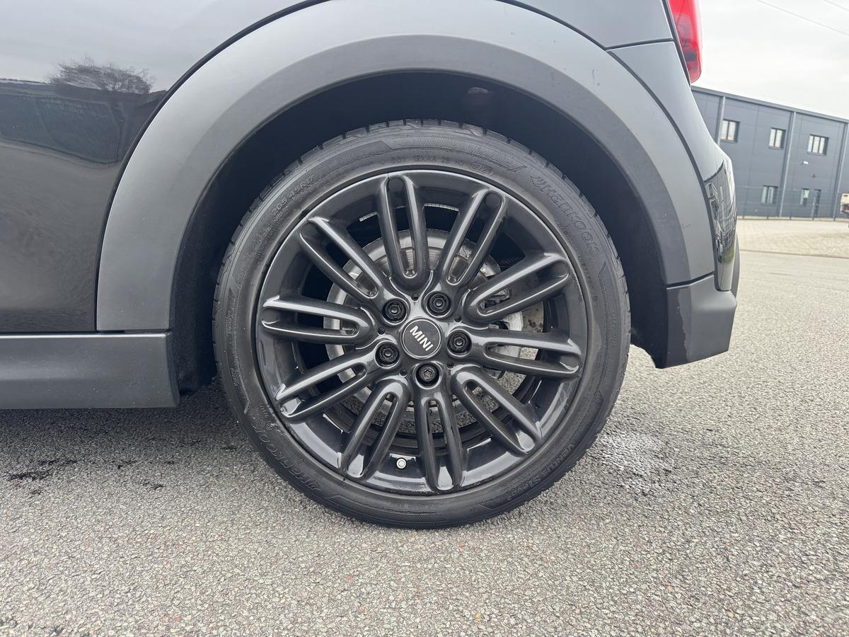 MINI Cooper Camden+LED+Leder+Pano+Kamera
