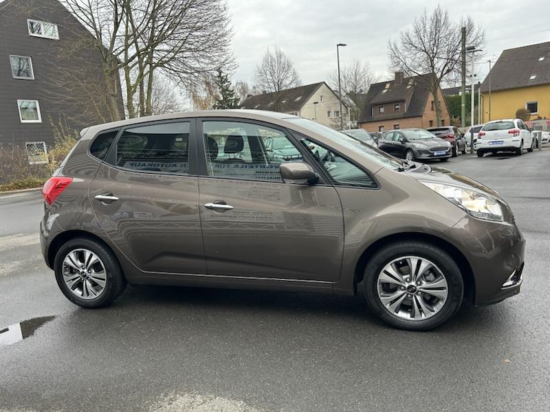 Kia Venga 1.6 CVVT AUTOMATIK*KLIMA*SHZG*NAVI*BTH*PDC*R-CAM