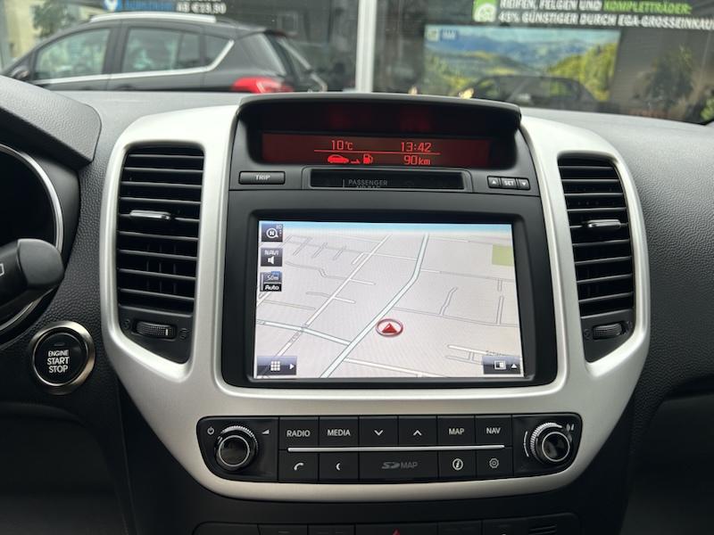 Kia Venga 1.6 CVVT AUTOMATIK*KLIMA*SHZG*NAVI*BTH*PDC*R-CAM