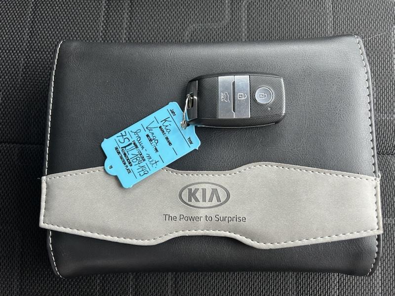 Kia Venga 1.6 CVVT AUTOMATIK*KLIMA*SHZG*NAVI*BTH*PDC*R-CAM