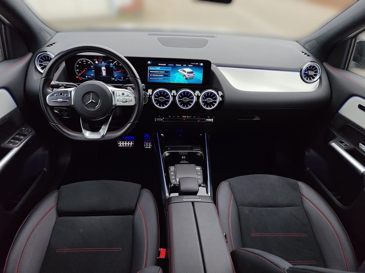 Mercedes-Benz GLA 200 AMG Line AHK Pano Parklenkass. Navi