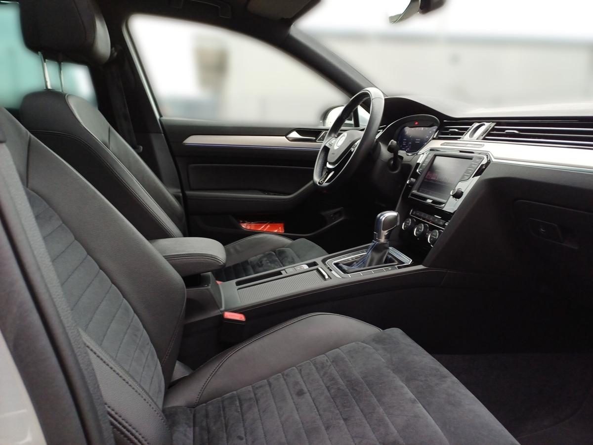Volkswagen Passat Variant 1.4 TSI GTE AHK Pano Head-Up Navi Standh. LED