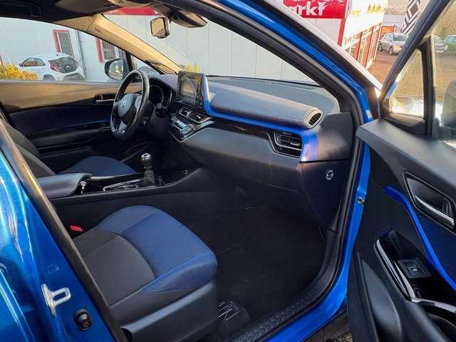 Toyota C-HR Style Selection+Winterräder
