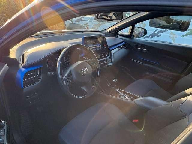 Toyota C-HR Style Selection+Winterräder