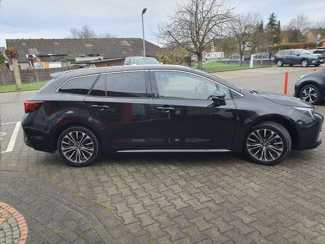 Toyota Corolla 1.8 Hybrid Touring Sports Team Deutschland+Technik