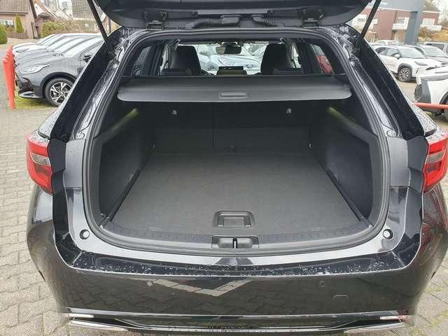 Toyota Corolla 1.8 Hybrid Touring Sports Team Deutschland+Technik