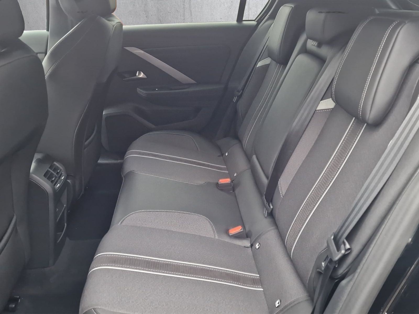 Opel Astra L Lim. 1.2 Turbo GS
