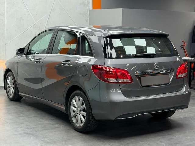 Mercedes-Benz B 180 |SHZG|KLIMA|PDC|TEMP|NAVI|LM