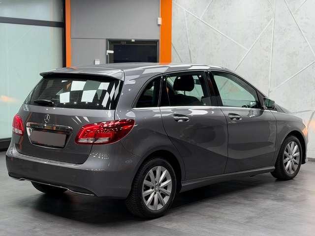 Mercedes-Benz B 180 |SHZG|KLIMA|PDC|TEMP|NAVI|LM