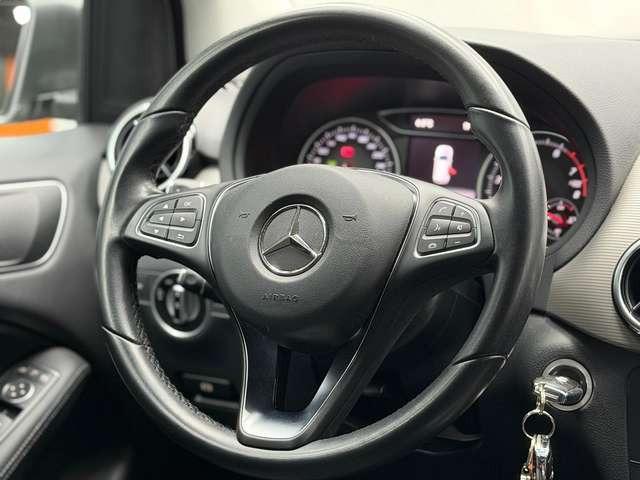 Mercedes-Benz B 180 |SHZG|KLIMA|PDC|TEMP|NAVI|LM