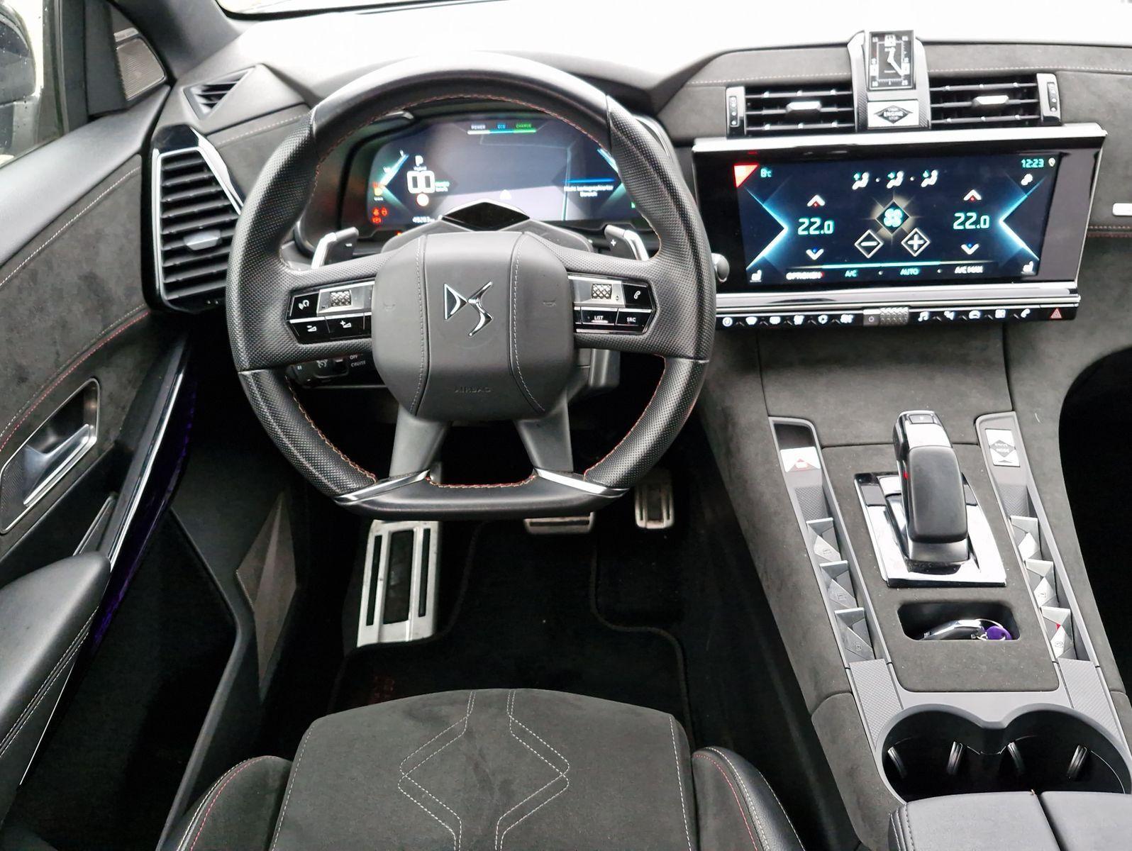 DS Automobiles DS7 Crossback PHEV 225 e-AT Performance Line Nav