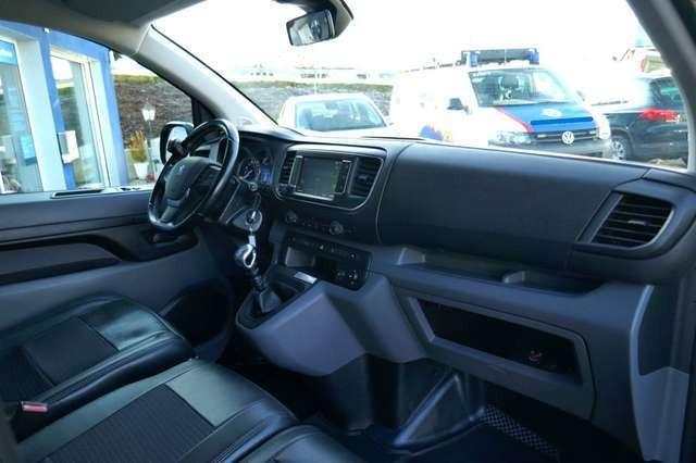 Peugeot Expert L2H1 Premium DANGEL 4x4 STANDHZ AHK NAVI KAMERA