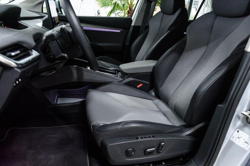 Skoda Enyaq 60 Loft MATRIX-LED+RFK+NAVI+KEYLESS+SHZ