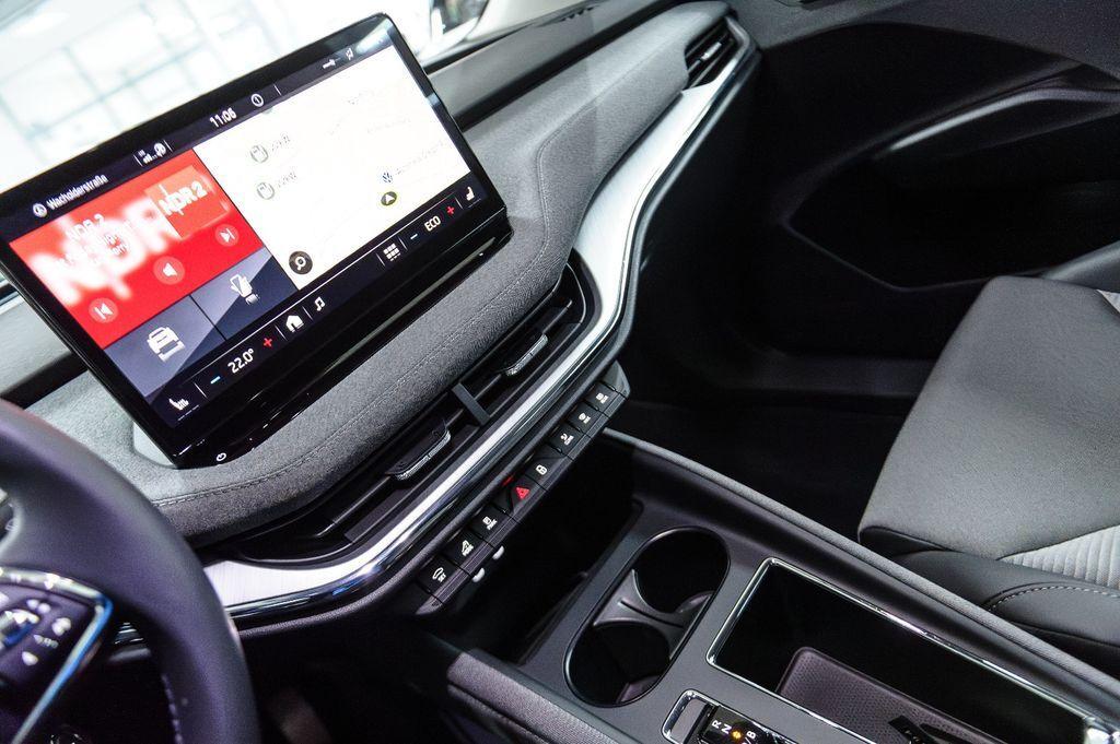 Skoda Enyaq 60 Loft MATRIX-LED+RFK+NAVI+KEYLESS+SHZ