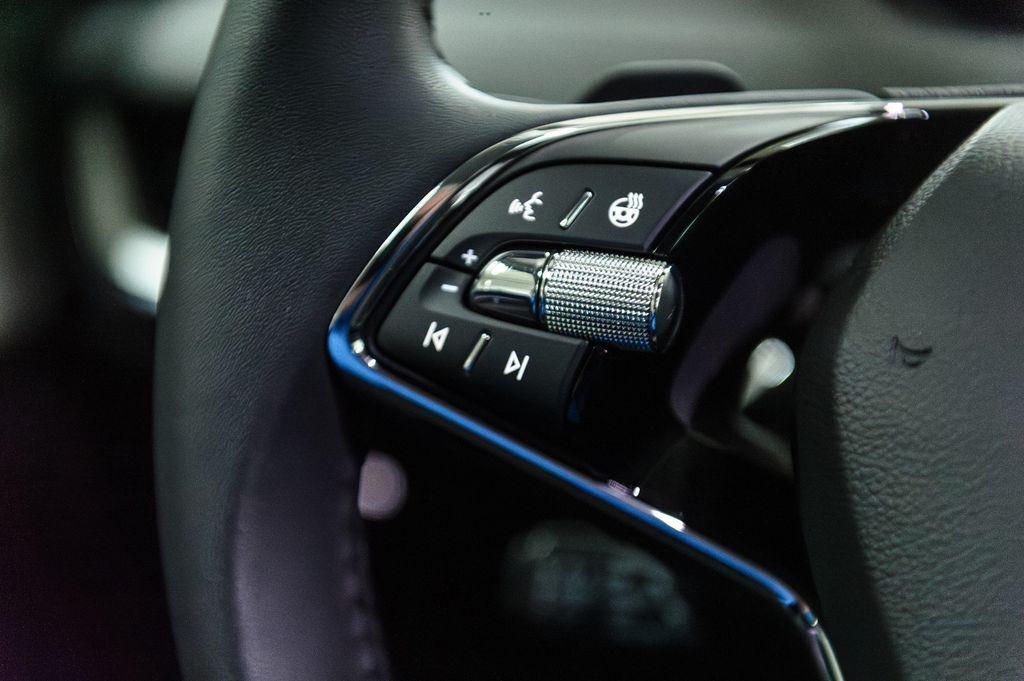 Skoda Enyaq 60 Loft MATRIX-LED+RFK+NAVI+KEYLESS+SHZ