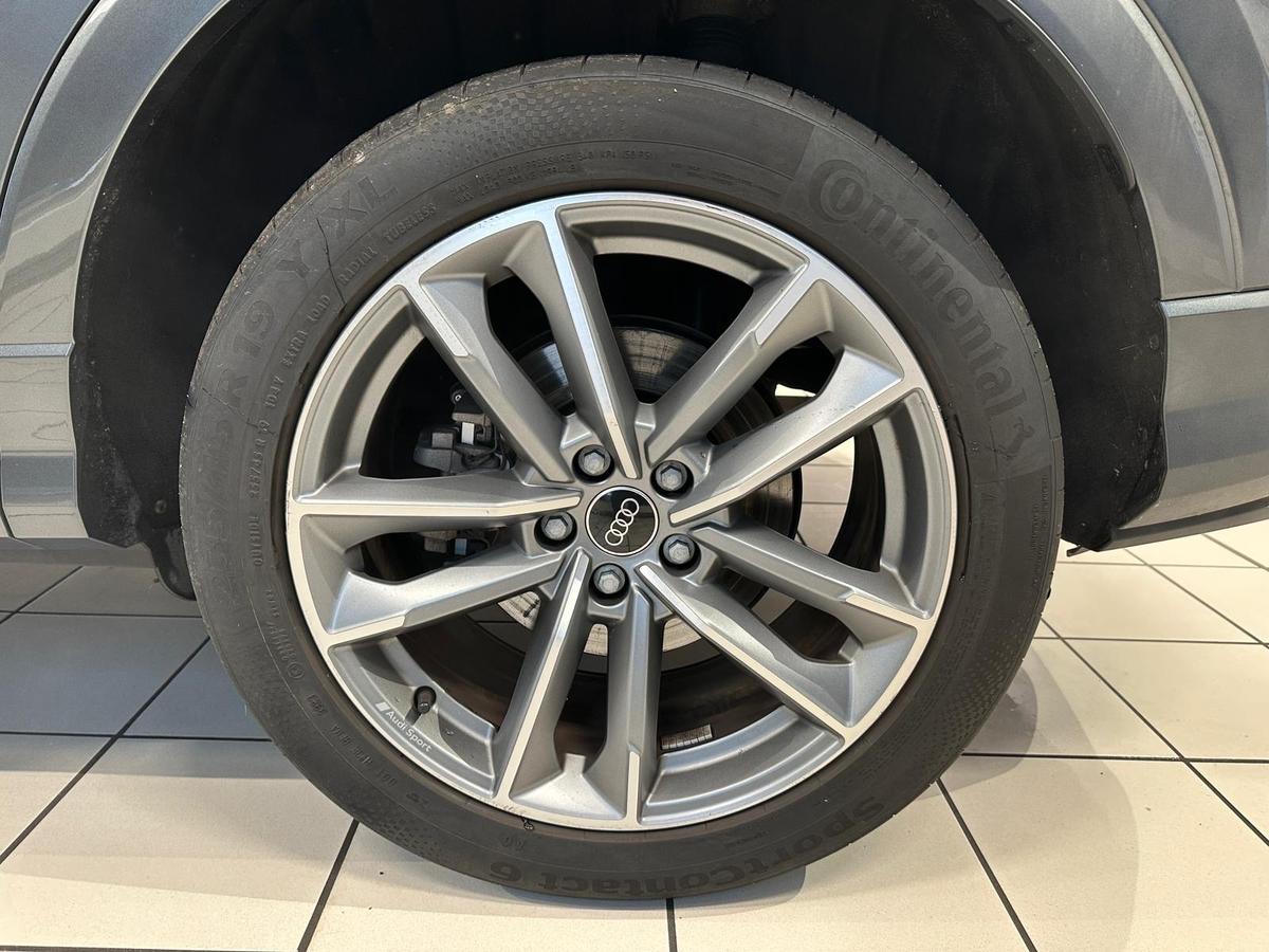 Audi Q3 45 1.4 TFSI e S line