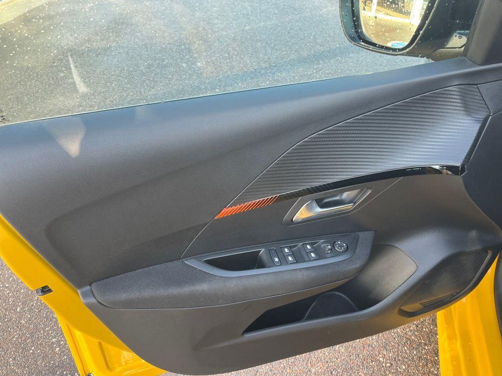 Peugeot e-208 Active Pack NAVI+SITZH+MIRROR-SCREEN+TEMP.