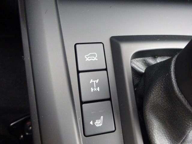 Isuzu D-Max Space Cab 4WD LS Kamera PDC CarPlay