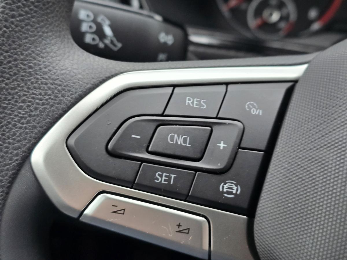 Volkswagen T-Cross 1.0 TSI Life BMT #DSG #Ganzjahresreifen #Klima #DAB 