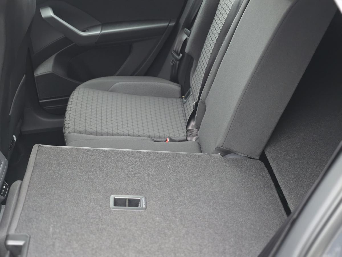 Volkswagen T-Cross 1.0 TSI Life BMT #DSG #Ganzjahresreifen #Klima #DAB 