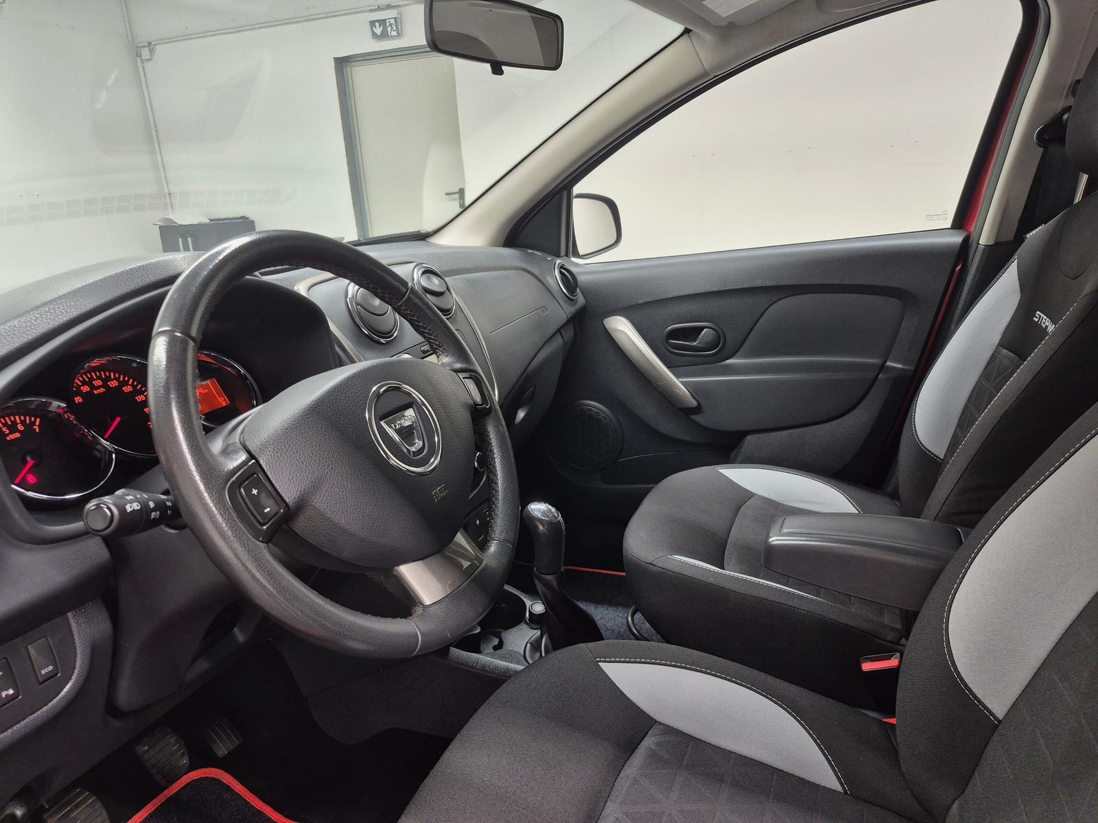 Dacia Sandero Stepway Navi/BT/PDC/Tempomat/AHK/TFL