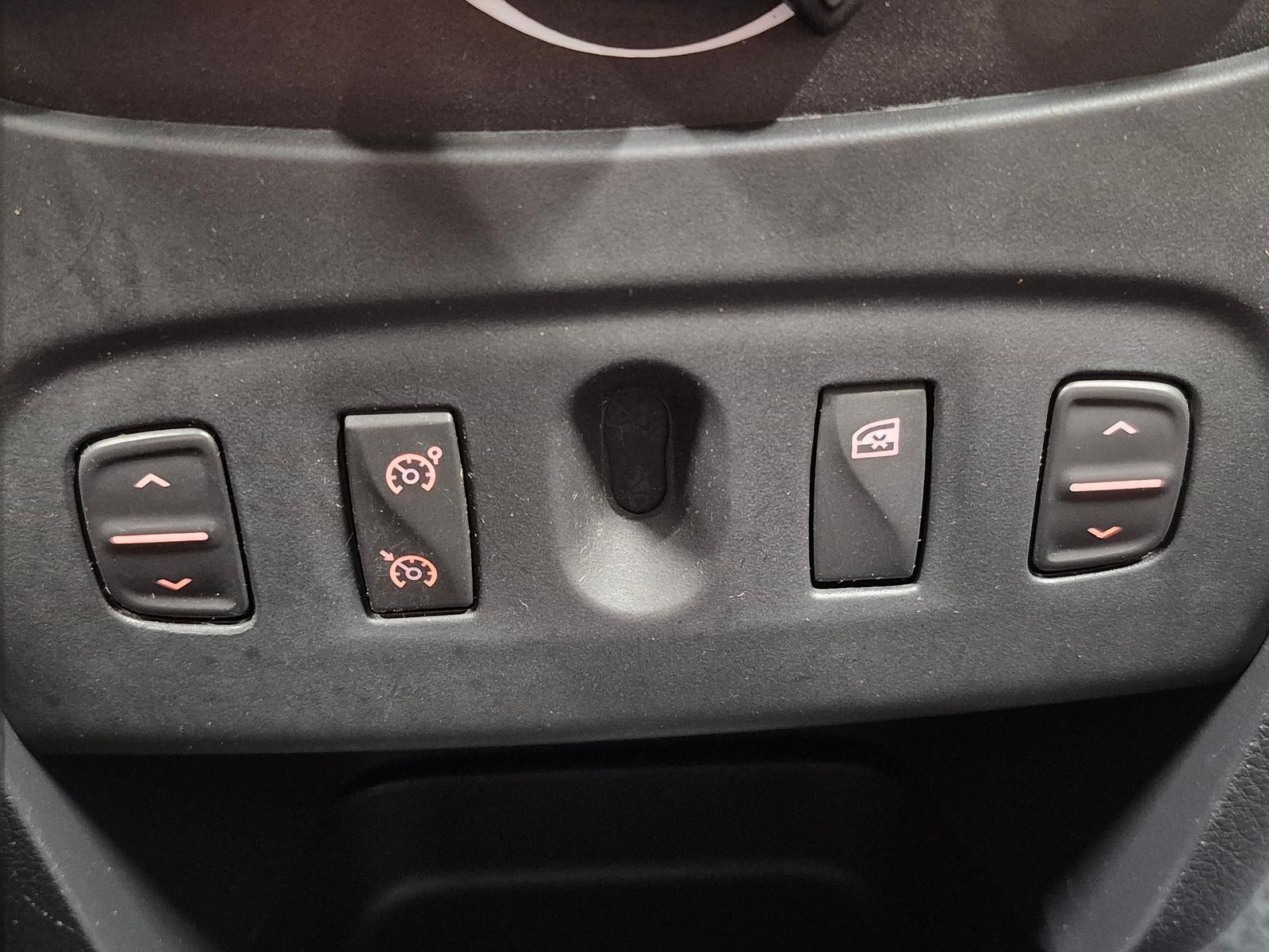 Dacia Sandero Stepway Navi/BT/PDC/Tempomat/AHK/TFL