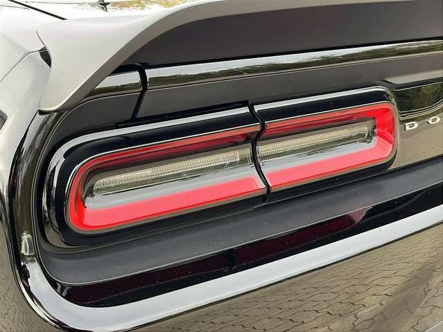 Dodge Challenger *SRT*V8**Hellcat*Widebody*Black**