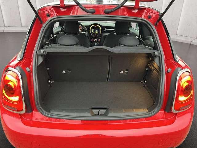 MINI Cooper 1.5L*LED*Navi*PDC*SHZ*Klimaaut.*Tempo**